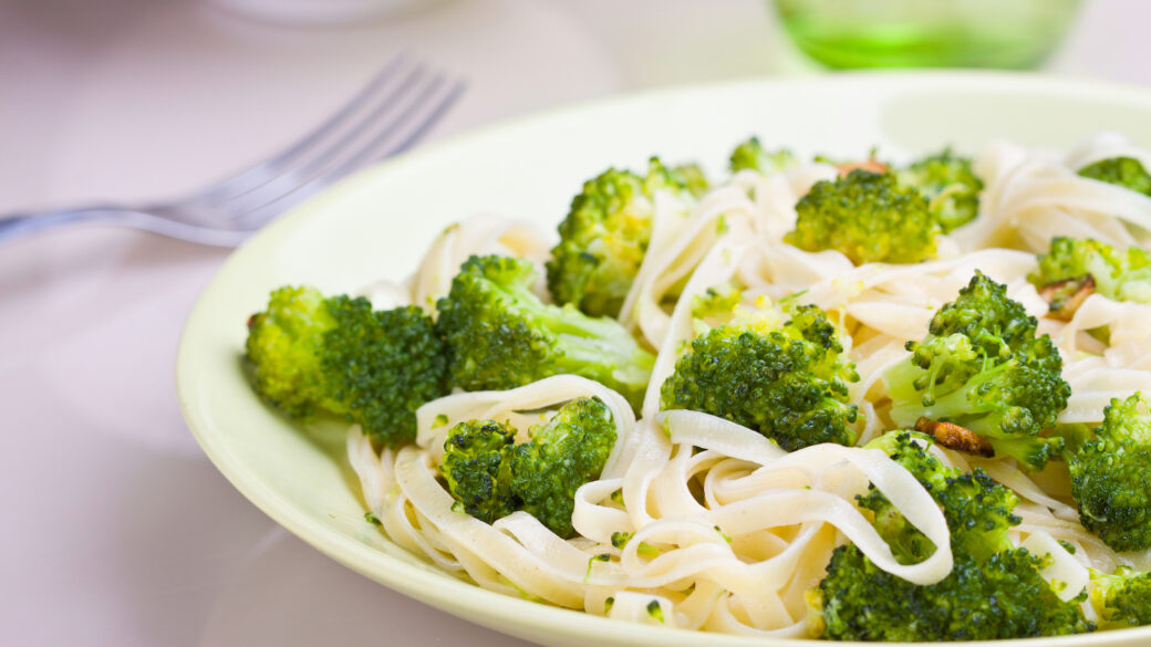 Simple broccoli sauce