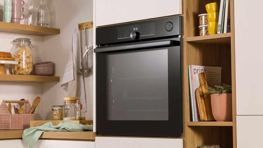 Thinking of a new kitchen? It's important to pay attention to the correct layout of the appliances, especially the oven.