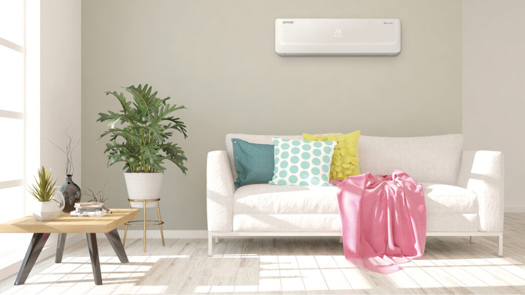 Learn how to use your air conditioner smartly during hot days to stay comfortable at home while reducing energy consumption and saving costs.